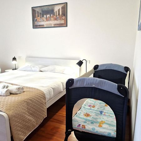 Caseospitali - Casa Park View, Ampio Trilocale Per Famiglie Sul Parco Milan Luaran gambar