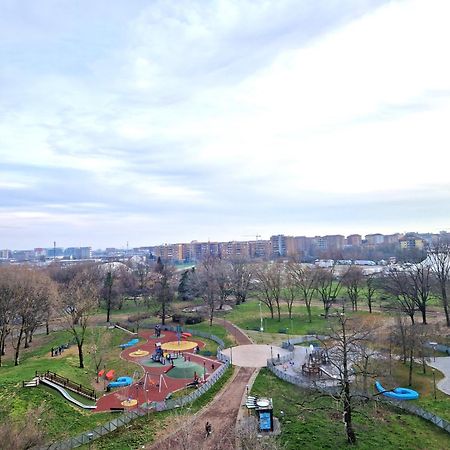 Caseospitali - Casa Park View, Ampio Trilocale Per Famiglie Sul Parco Milan Luaran gambar