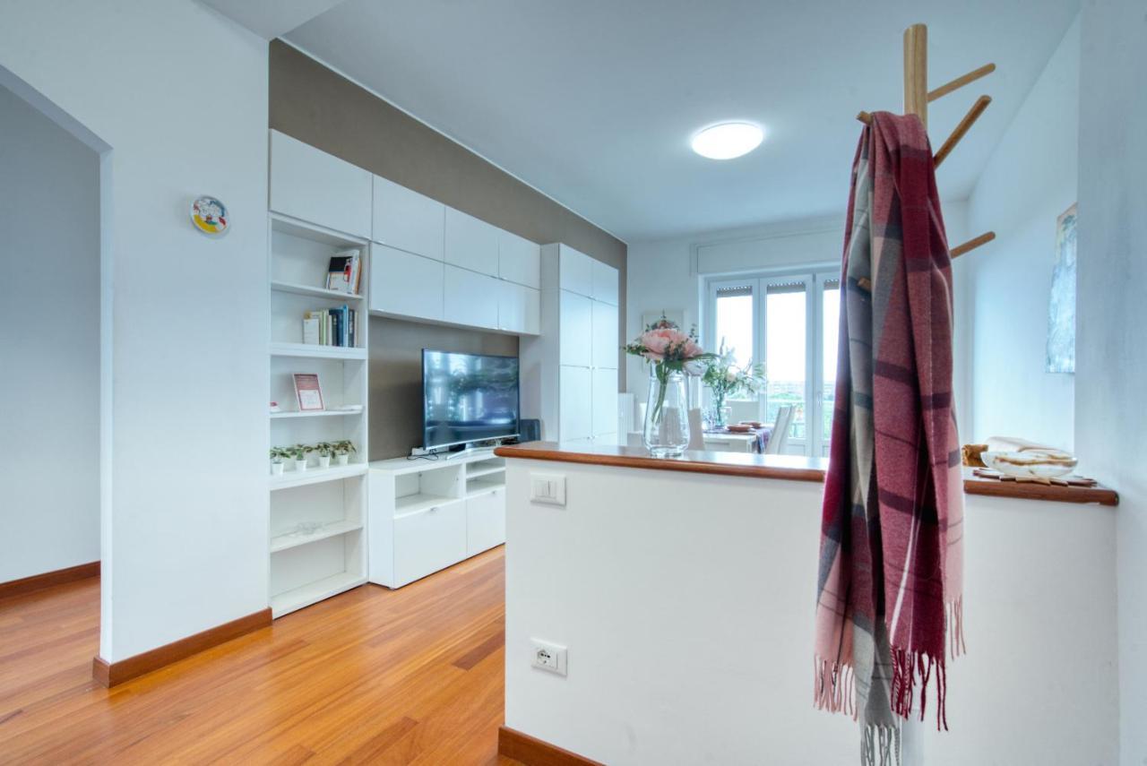 Caseospitali - Casa Park View, Ampio Trilocale Per Famiglie Sul Parco Milan Luaran gambar