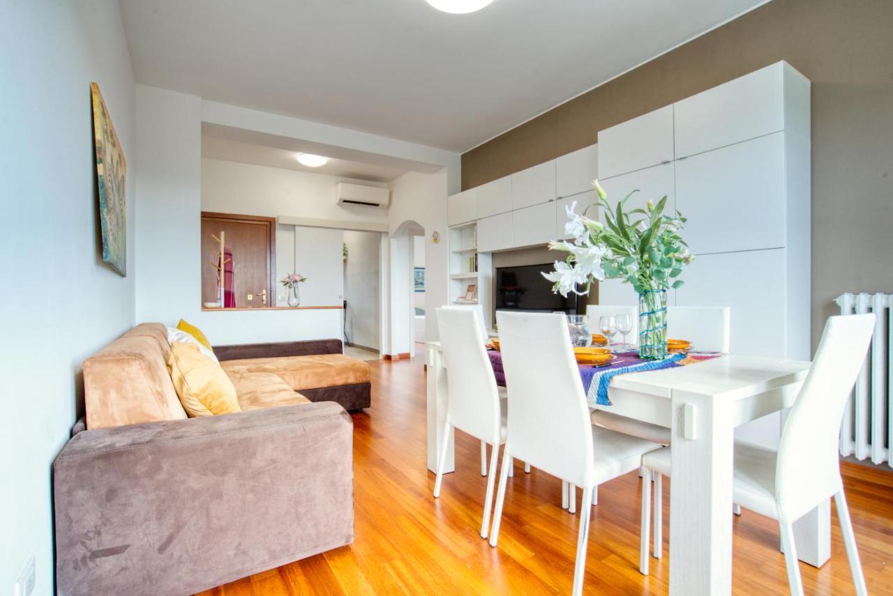 Caseospitali - Casa Park View, Ampio Trilocale Per Famiglie Sul Parco Milan Luaran gambar