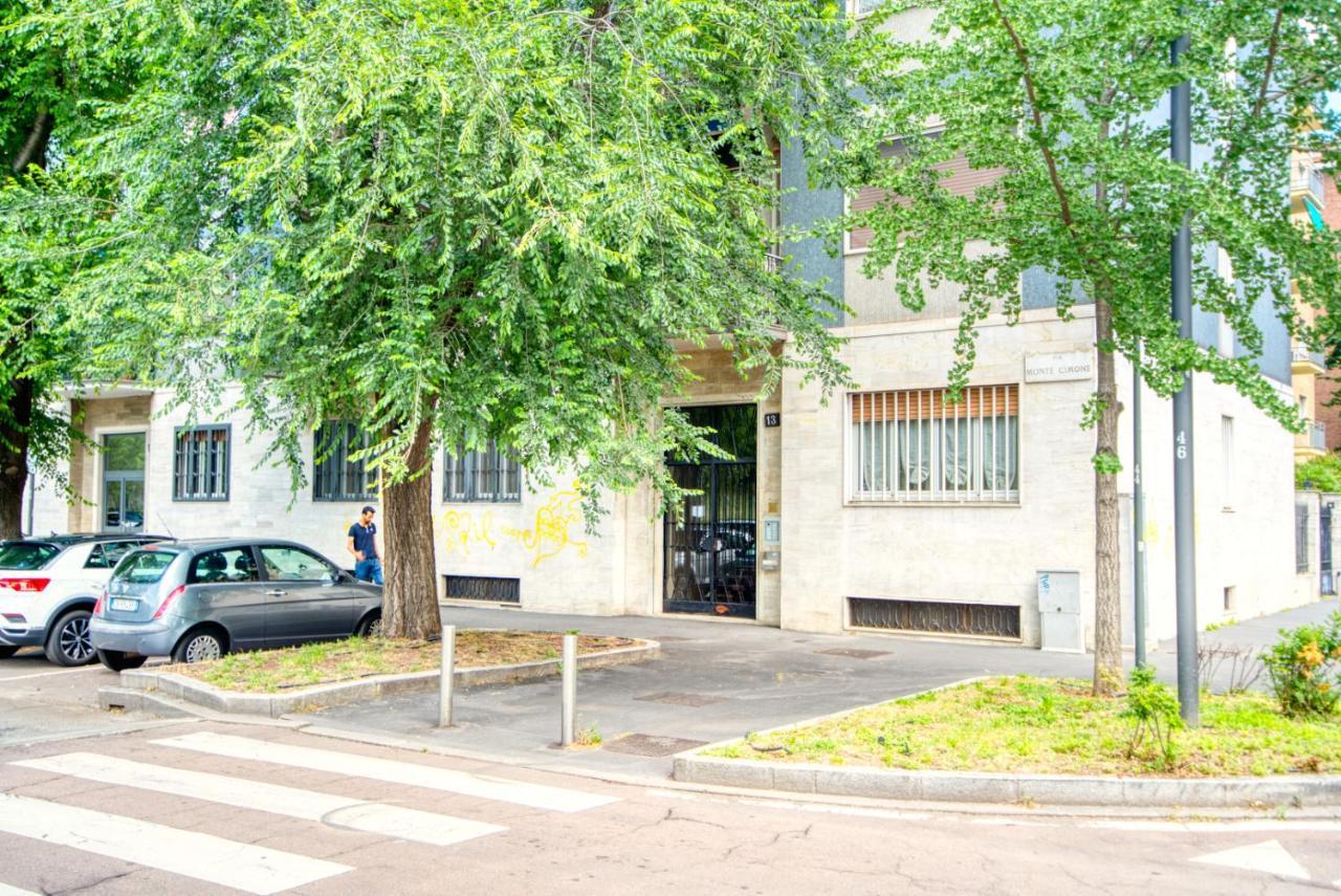 Caseospitali - Casa Park View, Ampio Trilocale Per Famiglie Sul Parco Milan Luaran gambar