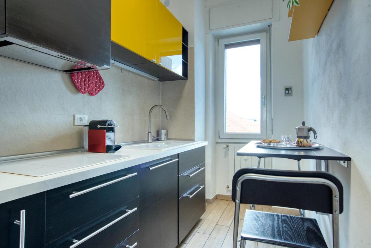 Caseospitali - Casa Park View, Ampio Trilocale Per Famiglie Sul Parco Milan Luaran gambar
